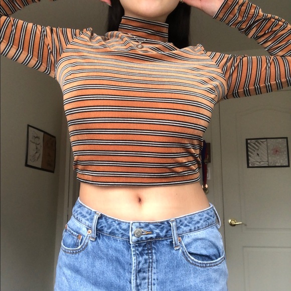 Making some room in my closet! - Picture 2 of 2